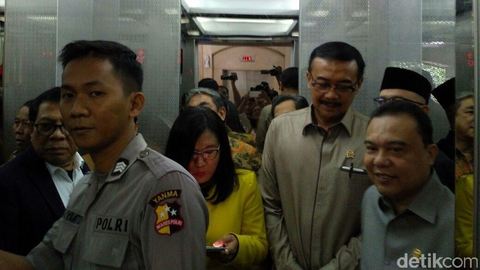 Ketua dan Anggota MKD DPR Datangi Bareskrim Polri