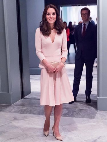 Kate Middleton di London, Juni lalu. 