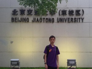 Calon Peneliti Teknologi Berbagi Kisah Kuliah di Beijing