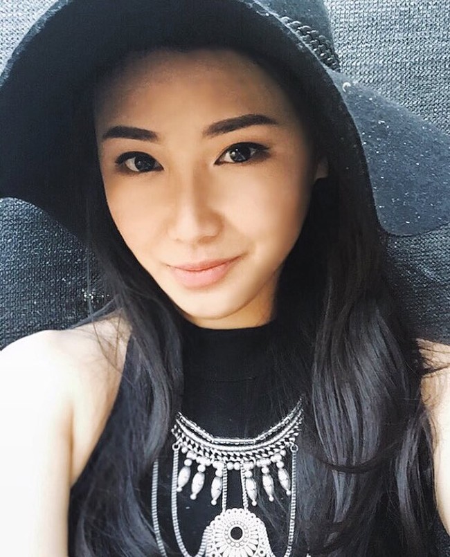 Karen Vendela Hosea adalah putri cantik pengusaha asal Solo, Soendoro Hoesa. Saat ini ayahnya menjabat sebagai Presiden Direktur Sun Motor Group. Foto: Instagram