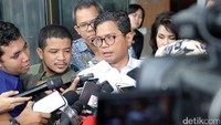 Pahala mengaku hanya melakukan audiensi dan konsultasi dengan pihak KPK. Dalam konsultasi tersebut, Pahala berharap bisa memperbaiki kebijakan di Garuda Indonesia.