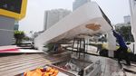 Dihantam Angin, Baliho Asian Games di HI Roboh