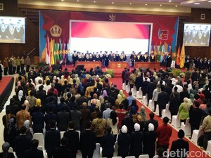 Jokowi ke Pimpinan Negara Sahabat: Medsos di RI Kejam Banget