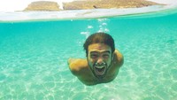 Adalah Calvin Young, seorang traveler yang juga travel blogger asal Texas, Amerika Serikat (Instagram/seektheworld_)