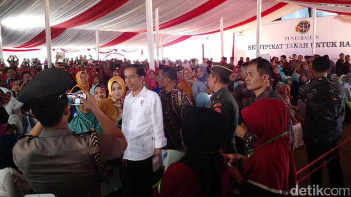 Nenek Sugiarti Minta Sepeda ke Jokowi Tanpa Kuis