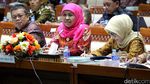 Komisi VIII DPR dan Mensos Rapat Bahas RKA-KL 2018