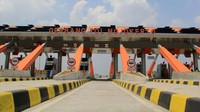 Ruas tol Mojokerto-Kertosono mempunyai 4 gerbang tol (GT) yang meliputi GT Bandar, GT Jombang, GT Mojokerto Barat, dan GT Mojokerto. (Kementerian PUPR).