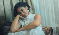 Tara Basro saat pemotretan Celeb of The Month
