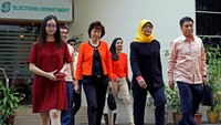 Halimah pertama kali memasuki dunia politik 16 tahun silam saat terpilih menjadi anggota Parlemen untuk Konstituensi Perwakilan Jurong Group (GRC)