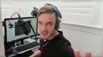 2. Felix PewDiePie Kjellberg dengan pendapatan USD 15 juta di 2019. PewDiePie dikenal sebagai YouTuber dengan subscriber terbanyak sekaligus salah satu yang kontroversial. Video-videonya ditonton 4,5 miliar kali di 2019. Foto: istimewa