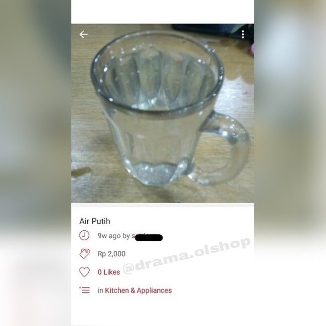 Apa saja bisa dijual di online shop. Tak terkecuali air putih. Foto: Instagram Drama Olshop