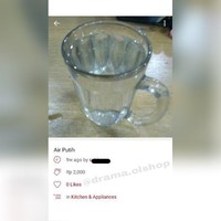 Apa saja bisa dijual di online shop. Tak terkecuali air putih. Foto: Instagram Drama Olshop