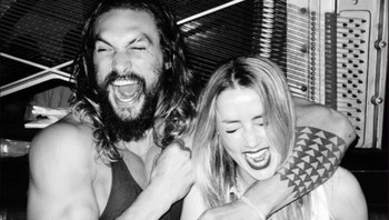 Amber Heard akrab bersama Jason Momoa. Foto: Instagram Amber Heard