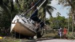 Kapal-kapal ini Terbawa Badai Irma, Ada yang Nyangkut di Kebun