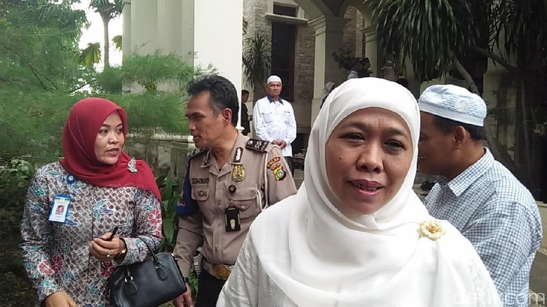 Mensos Khofifah soal Nonbar Film G30S/PKI: Itu Tidak Dilarang Mensos Khofifah soal Nonbar Film G30S/PKI: Itu Tidak Dilarang