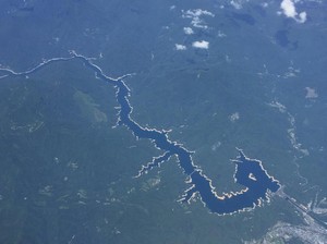 Penampakan Sungai Berbentuk Naga di Jepang