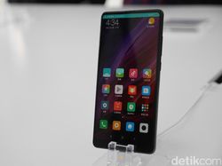 Lebih Dekat dengan Mi Mix 2, Si Ponsel Layar Penuh