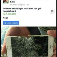 Handphone bekas memang masih bisa dijual. Namun kalau bisa jangan yang wujudnya sudah seperti ini apalagi jika dekripsi membohongi pelanggan. Foto: Instagram Drama Olshop