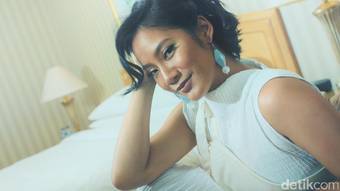 Dulu Bukan Gadis Populer, Kini Tara Basro Keren Lho!
