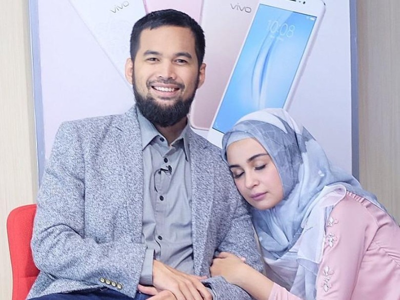 Isu Teuku Wisnu Poligami, Suami Nani Widjaja Masuk IGD Isu Teuku Wisnu Poligami, Suami Nani Widjaja Masuk IGD