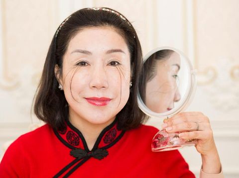 Rekor Dunia Guinness untuk Bulu Mata Terpanjang Jatuh Kepada...