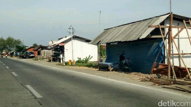 Bangunan liar semi permanen akan dibongkar