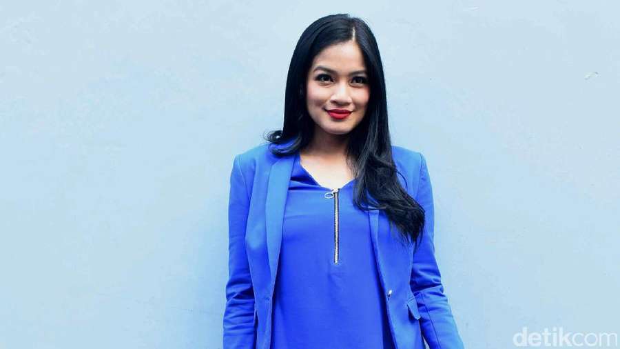 Gaya Titi Kamal saat Hamil Tua