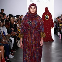 Vivi telah menyiapkan 12 koleksi abayanya selama kurang lebih satu bulan. Foto: Getty Images