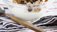 Makanan fermentasi seperti miso, tempe, dan yoghurt mengandung probiotik atau bakteri ramah yang dapat membantu meningkatkan kekebalan tubuh dan mengatur fungsi usus. Foto: Istimewa