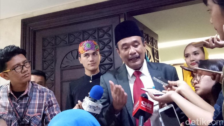 Bahas Garasi Jadi Syarat STNK, Djarot Segera Temui Kapolda Metro Bahas Garasi Jadi Syarat STNK, Djarot Segera Temui Kapolda Metro