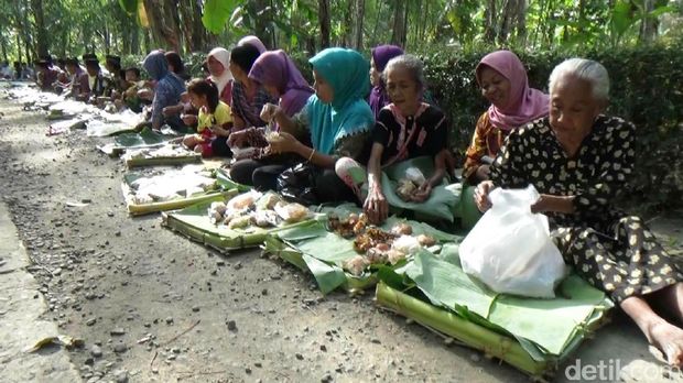 Ritual Tolak Bala Sambut Bulan Muharam Digelar di Purworejo