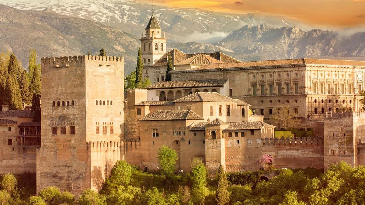 10 Fakta Alhambra, Jejak Kerajaan Muslim di Spanyol