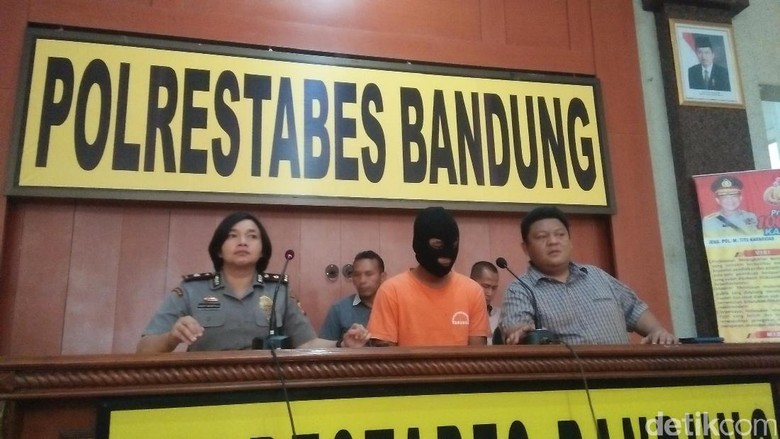 Polisi Dalami Foto Penghinaan Lain di Instagram Dodik Selain Iriana Polisi Dalami Foto Penghinaan Lain di Instagram Dodik Selain Iriana