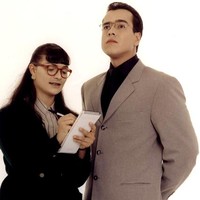 Telenovela ini mengisahkan sosok Betty yang merupakan gadis cerdas dan tekun bekerja. Kecerdasannya itulah yang membuat Armando, pemimpin perusahaan tempat Betty bekerja jatuh cinta padanya. Foto: Twitter