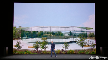 Sebelum wafat, Steve Jobs sempat berencana membangun markas baru Apple. Pada akhirnya, Tim Cook yang memperkenalkan markas baru itu dengan nama Apple Park. 