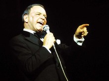 Martin Scorsese Ingin Garap Biopik Frank Sinatra Dibintangi Leonardo DiCaprio