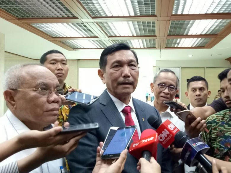 Jenguk Novanto di RS Siloam, Luhut: Kasihan Lihatnya Lemas Jenguk Novanto di RS Siloam, Luhut: Kasihan Lihatnya Lemas
