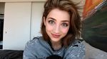 Mata Indah Emily Rudd Bikin Jatuh Hati