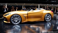 BMW menampilkan konsep roadster itu di pameran Frankfurt Motor Show yang saat ini tengah berlangsung.