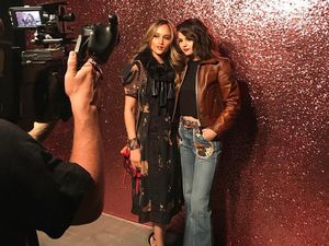 Ketemu Lagi, Cinta Laura dan Selena Gomez Makin Akrab