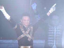 Mengenang Aksi Nyentrik Jack Ma yang Akan Pensiun