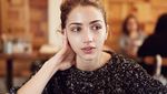 Mata Indah Emily Rudd Bikin Jatuh Hati