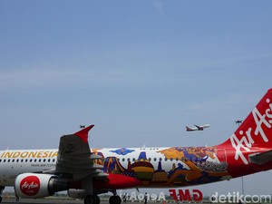 Serba-serbi Livery Pesawat, Mengapa Begitu Penting?