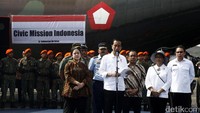 Jokowi mengatakan bantuan ini diberikan setelah dirinya mengutus Menteri Luar Negeri Retno LP Marsudi ke Myanmar dan Bangladesh untuk membahas persoalan di Rakhine State