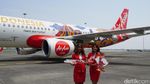 Foto: Pramugari AirAsia dan Wonderful Indonesia