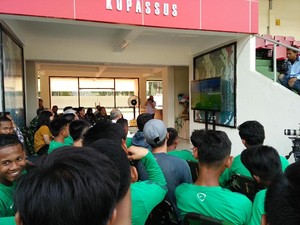 Bersama Ketum PSSI, Timnas U-16 Nobar Laga Timnas U-19 vs Brunei