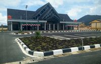 Bandara Letung