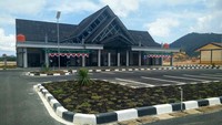 Bandara ini nantinya tak hanya dapat meningkatkan perekonomian wilayah perbatasan, namun juga berfungsi sebagai basis pertahanan dan keamanan negara. Istimewa/Djoko Setijowarni.