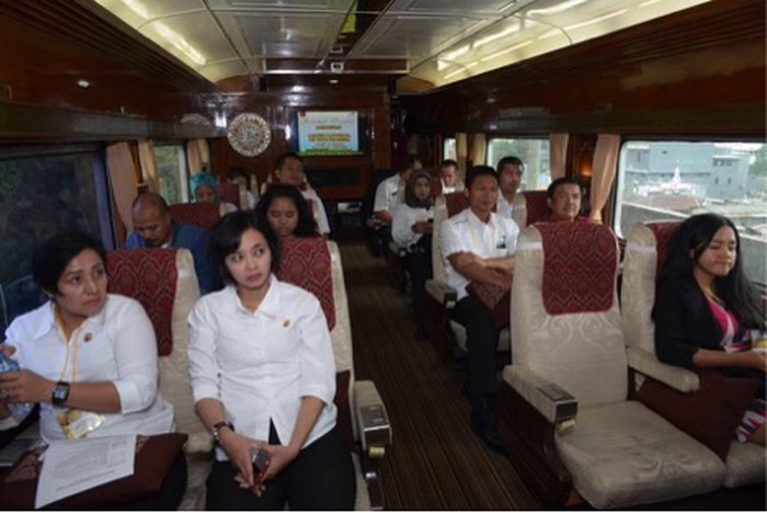 Sensasi Berlibur  Baru dengan Kereta Api Wisata