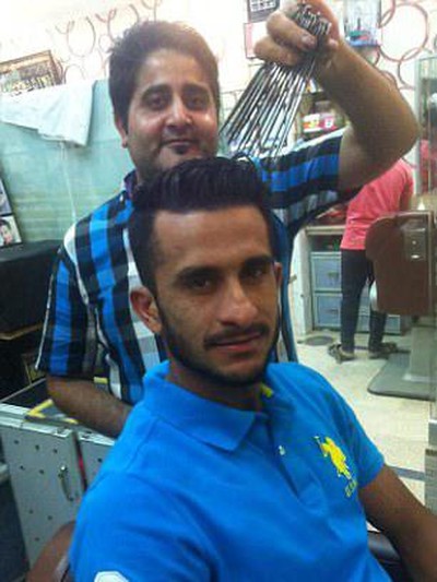 Ajaib di Salon Ini Potong Rambut Pakai 15 Gunting Ajaib di Salon Ini Potong Rambut Pakai 15 Gunting